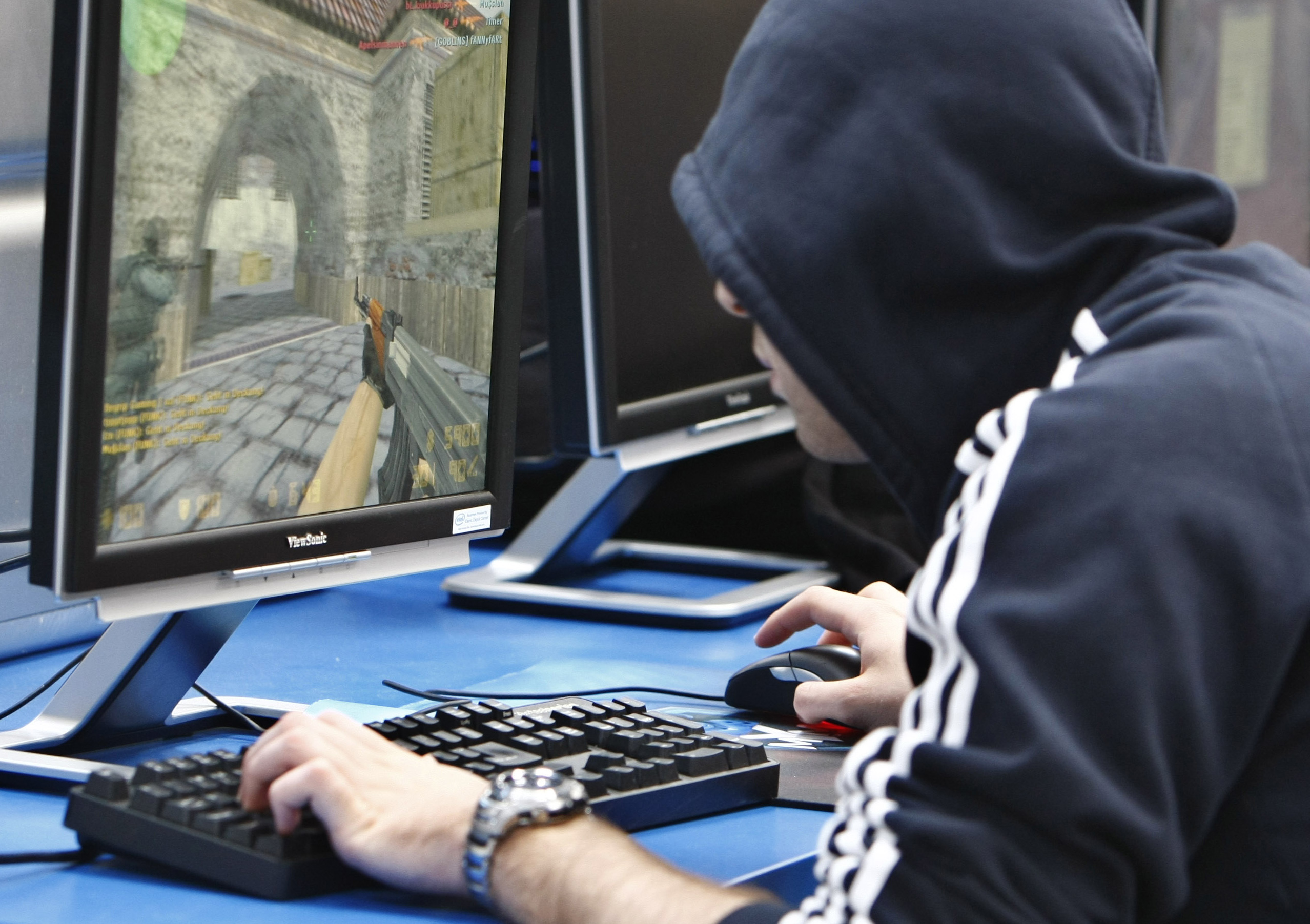 Survey shows Virginia online gamers struggle against insomnia