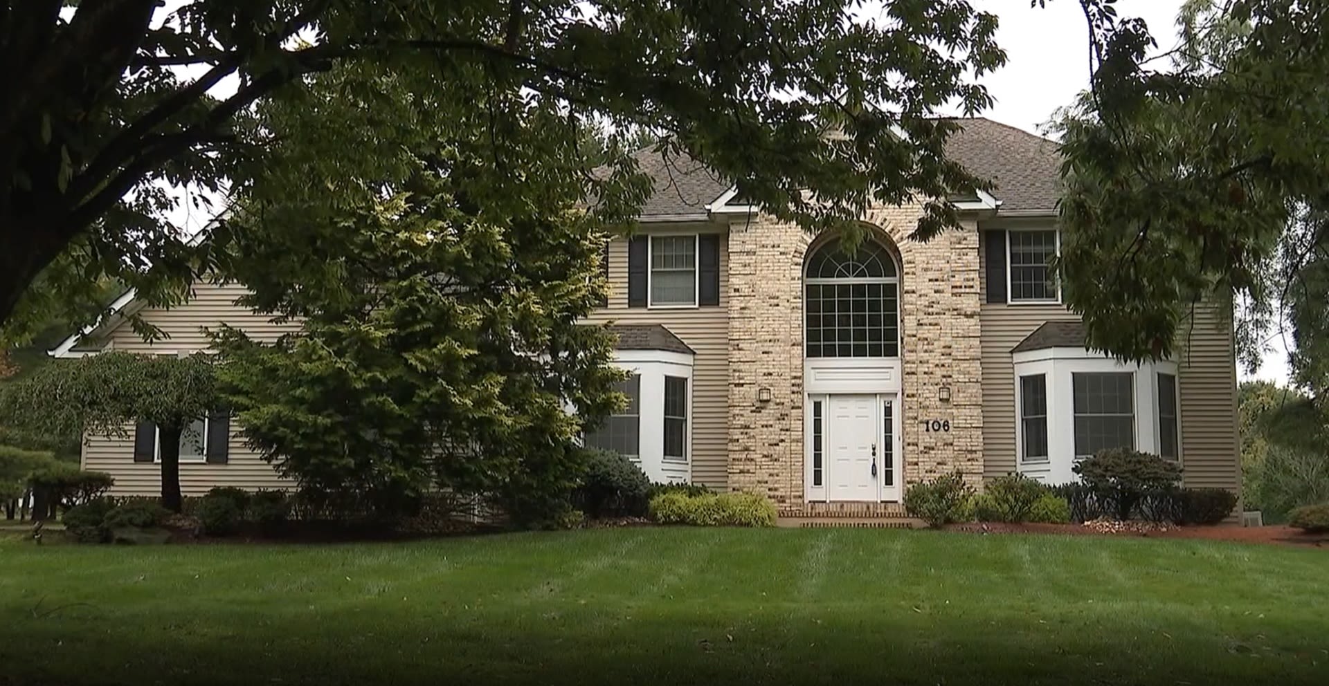 The Real Deal Mortgage rates are rising. Is now the time to buy? Here