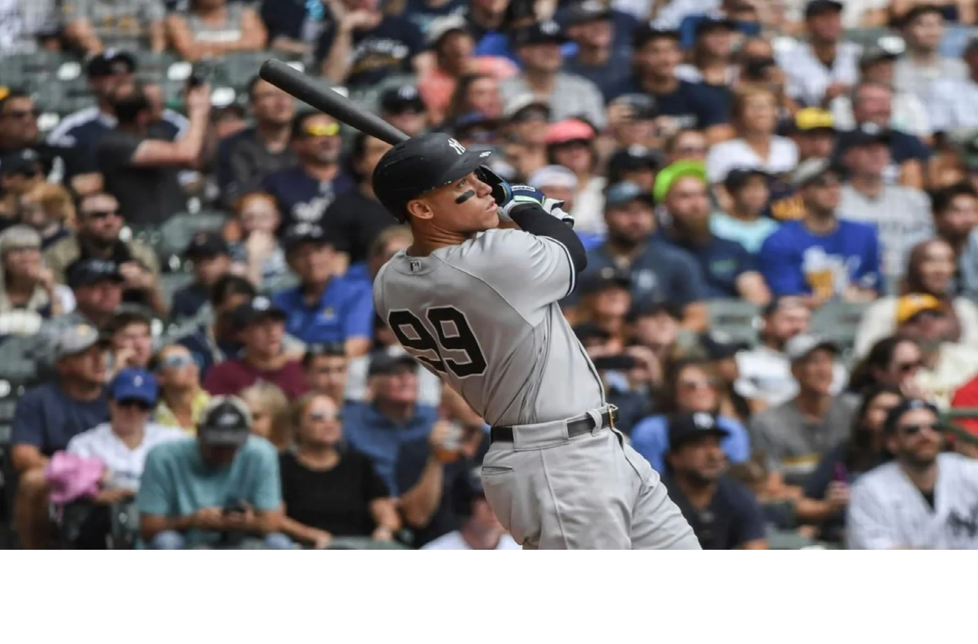 61 for 99: Yankees star Aaron Judge ties American League home run