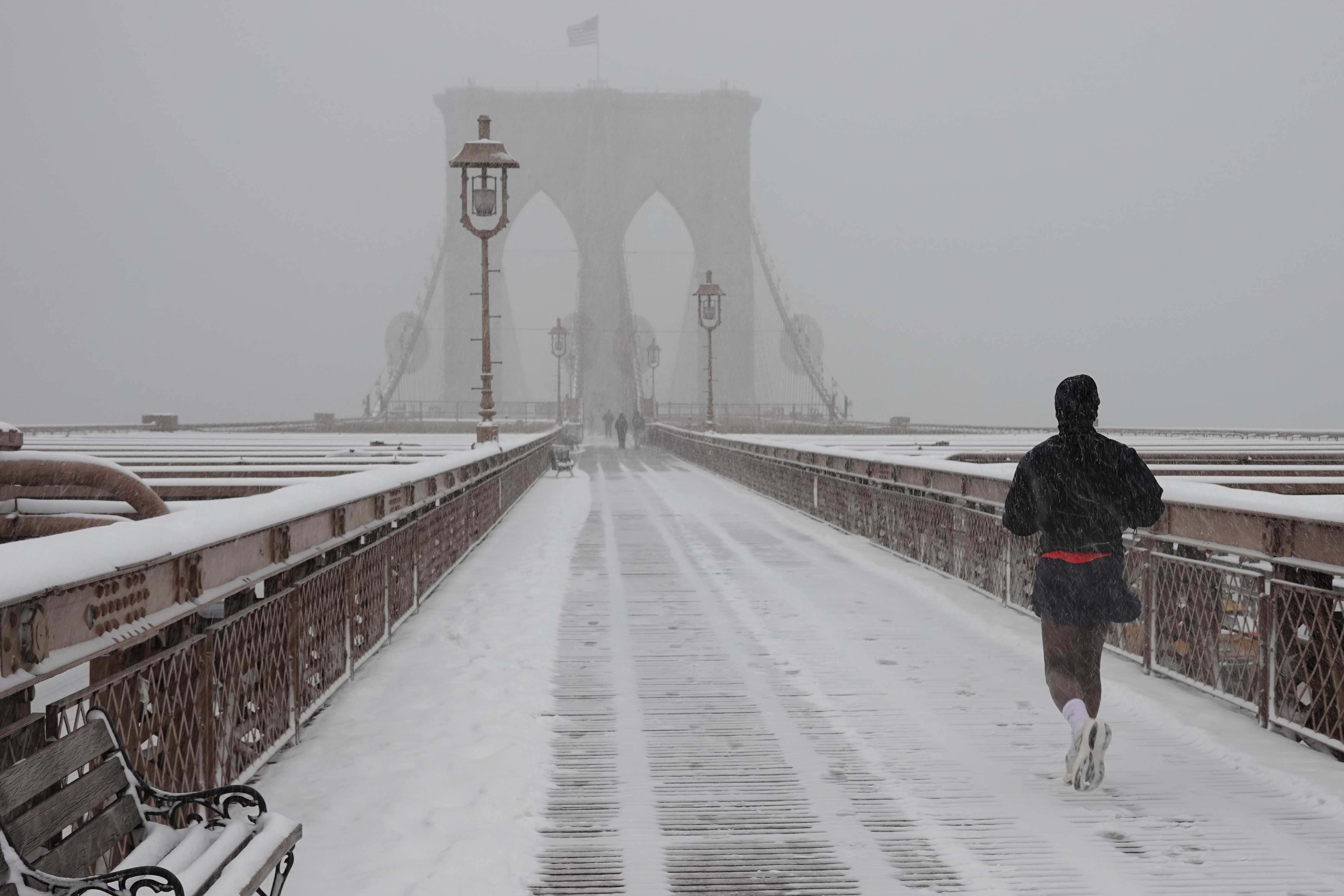 Snow NYC Brooklyn Bridge
