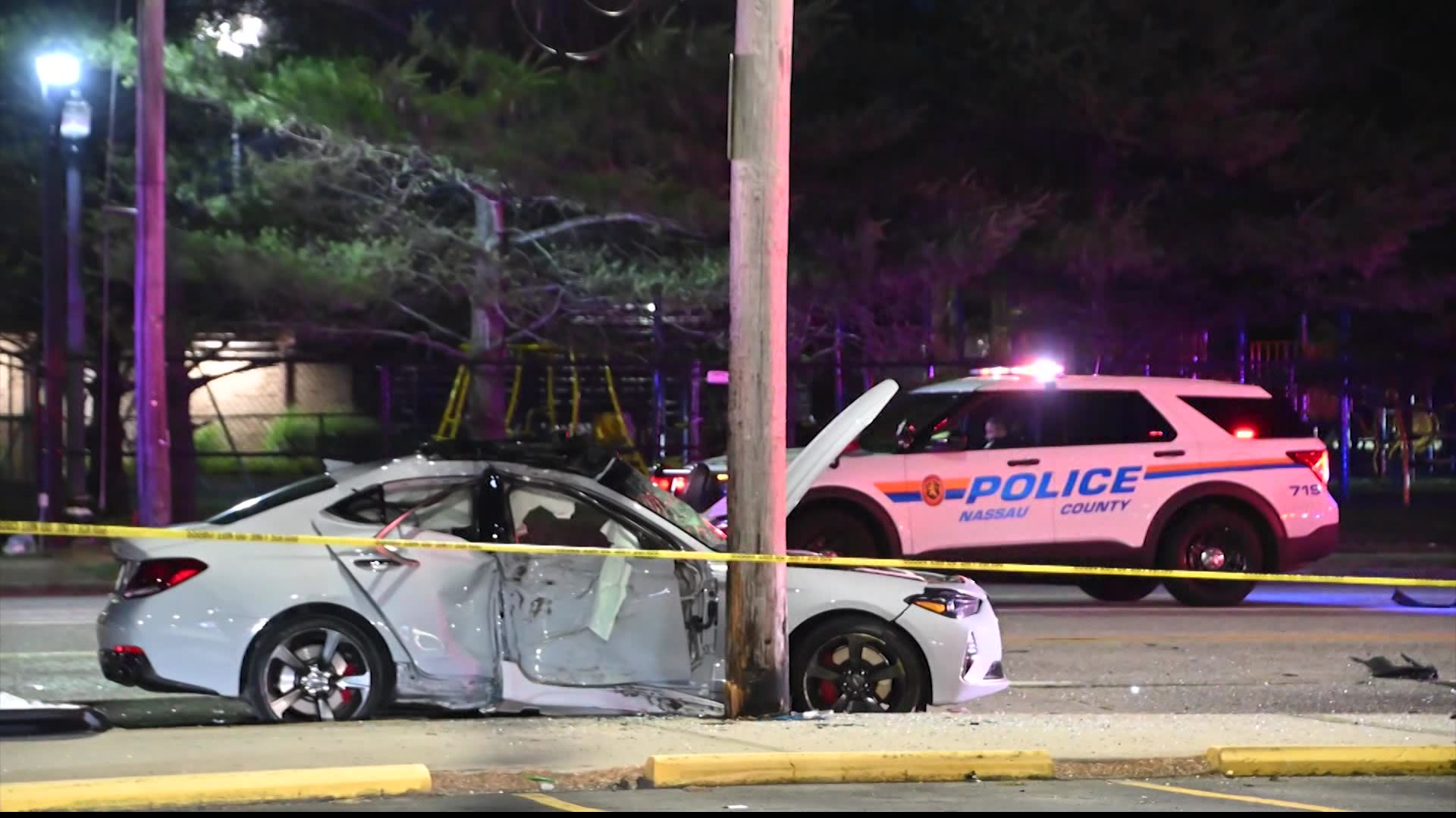 Police 2car crash in Massapequa critically injures driver