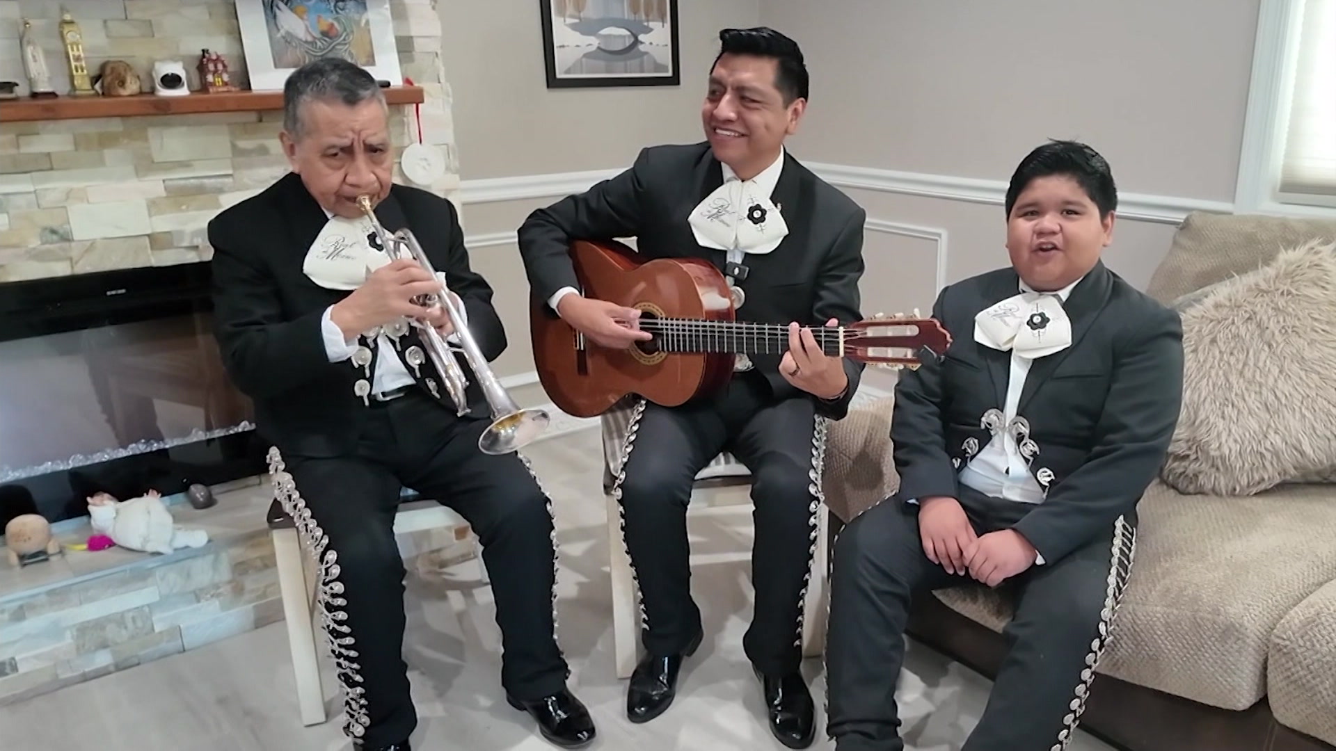 hispanicheritagemariachifamilyCM_2025-09-23-06-22-25