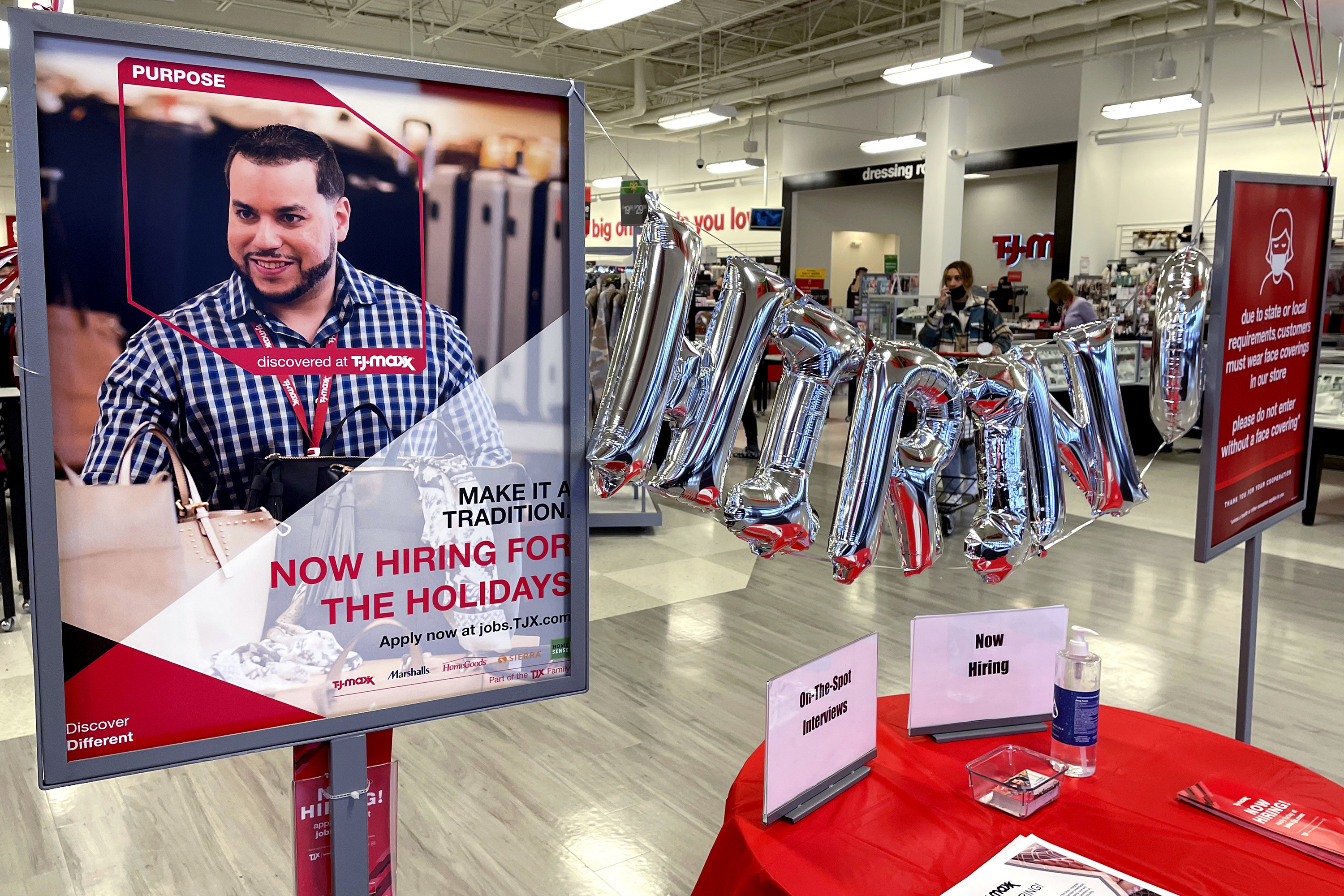 Michaels Plans to Hire 15,000 Employees for the Holiday Season