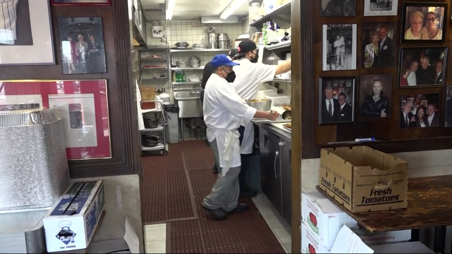 Iconic East Harlem restaurant Rao’s offers delivery for 1st time during