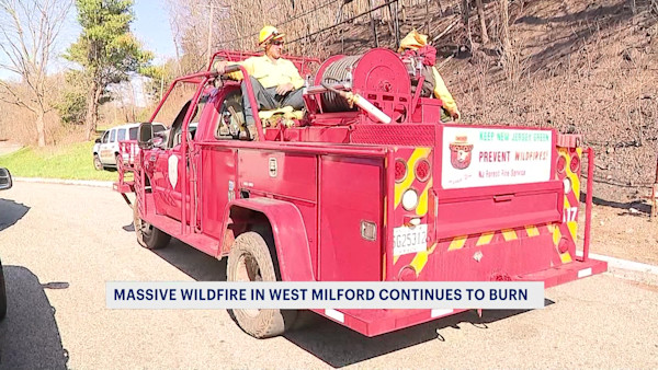 West Milford wildfire spreads due to 25% reduction; Many structures are ...