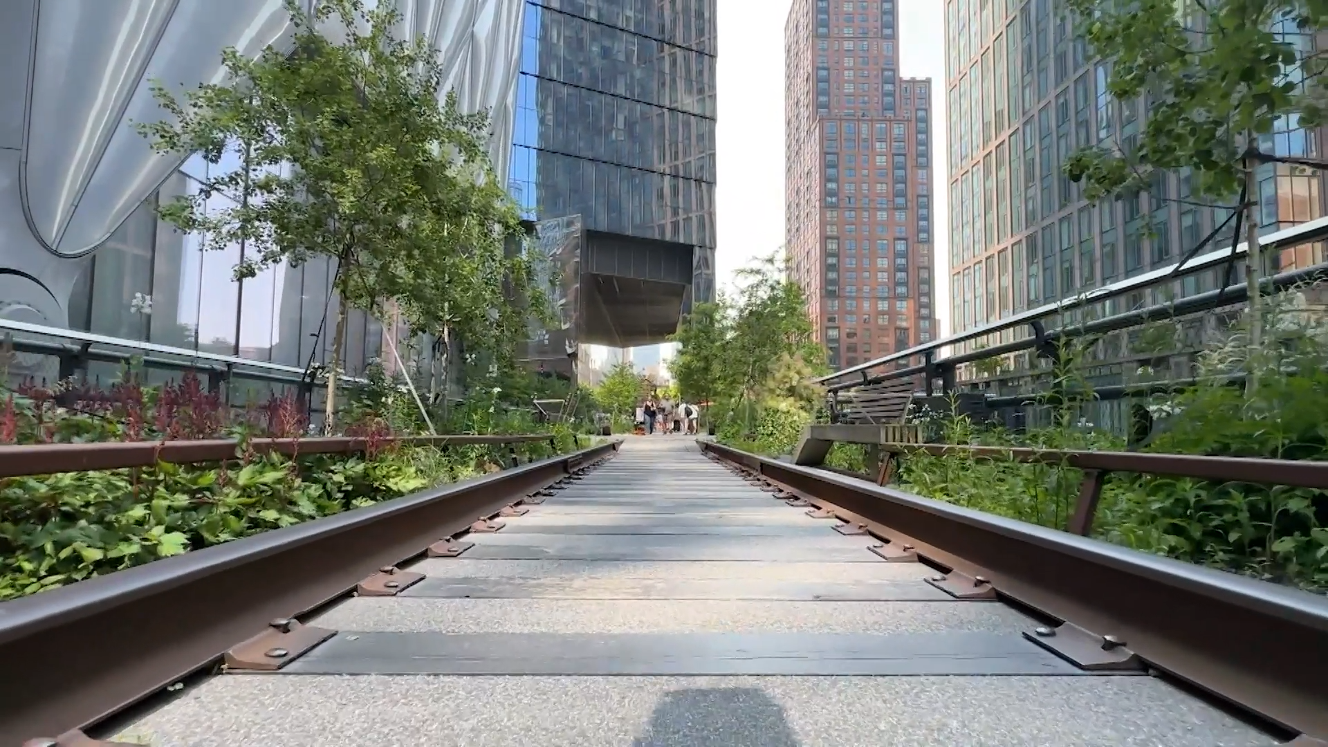 1eca5fa7-a8d9-4957-9436-f07559a99705