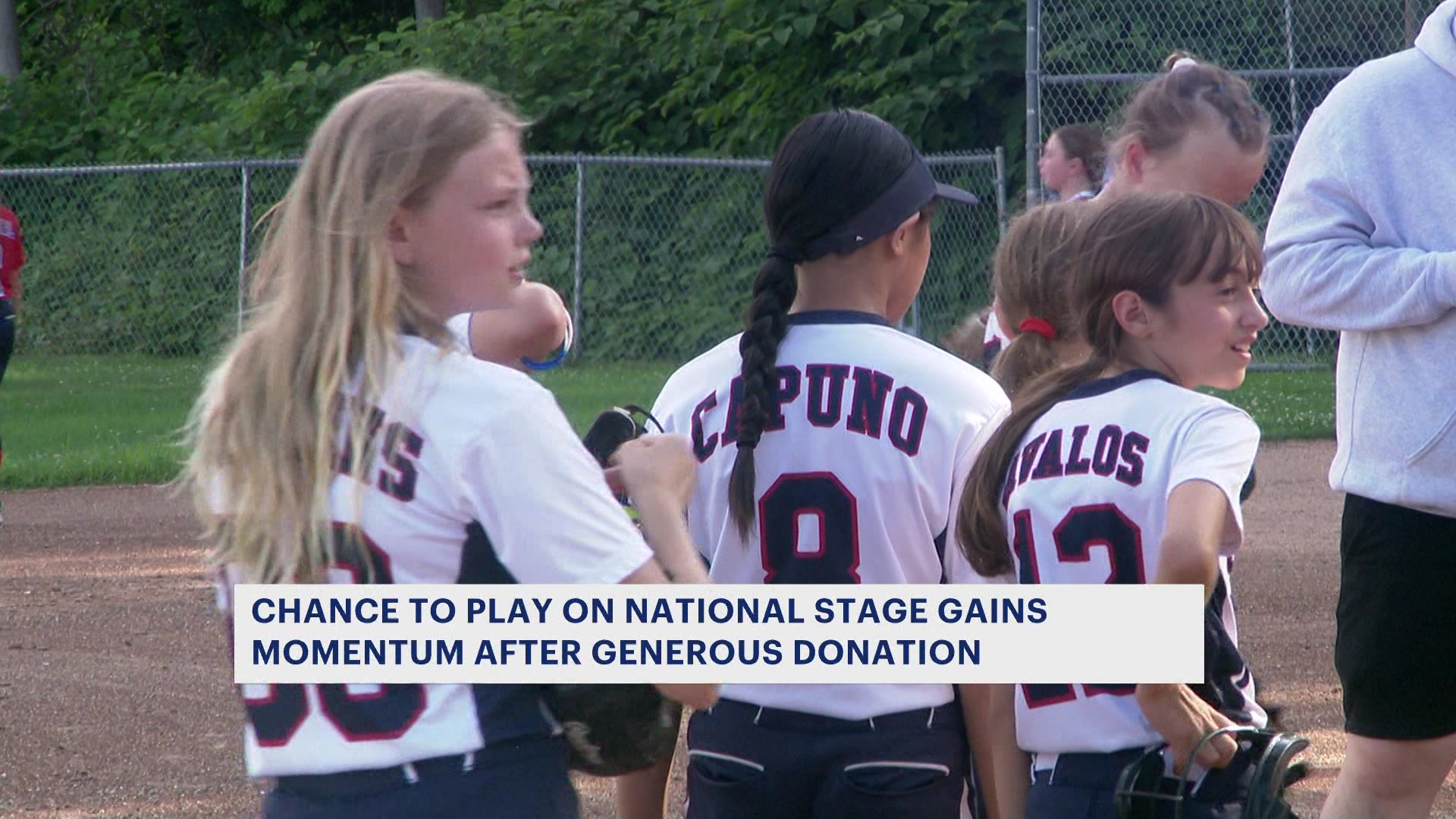 Stamford Stars softball raising money for trip to World Series