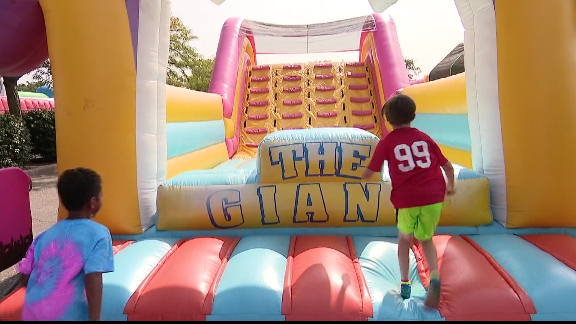 World's largest bounce house takes over Hicksville
