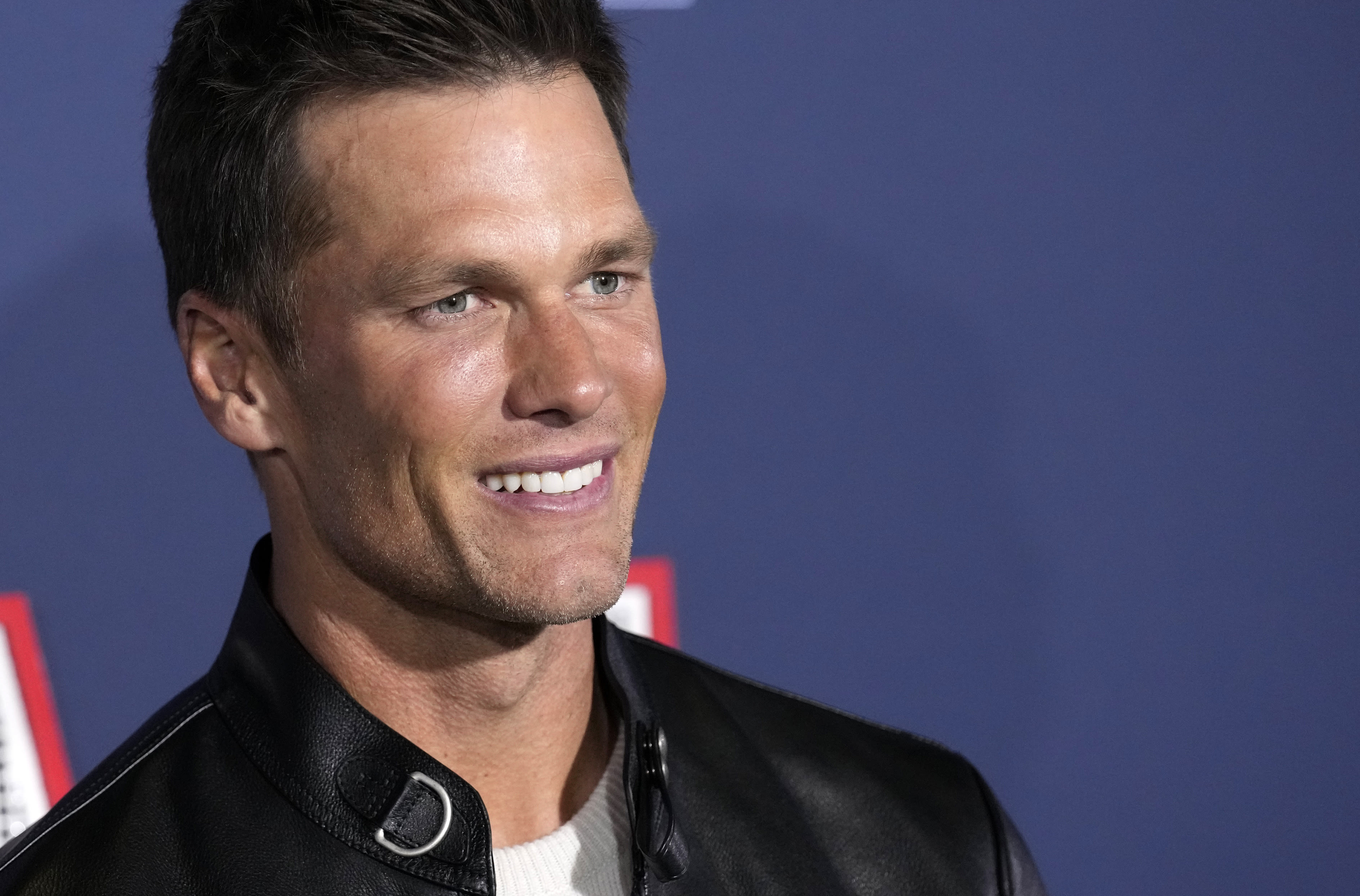 I'm retiring': Tom Brady joins Twitter, pump fakes exit