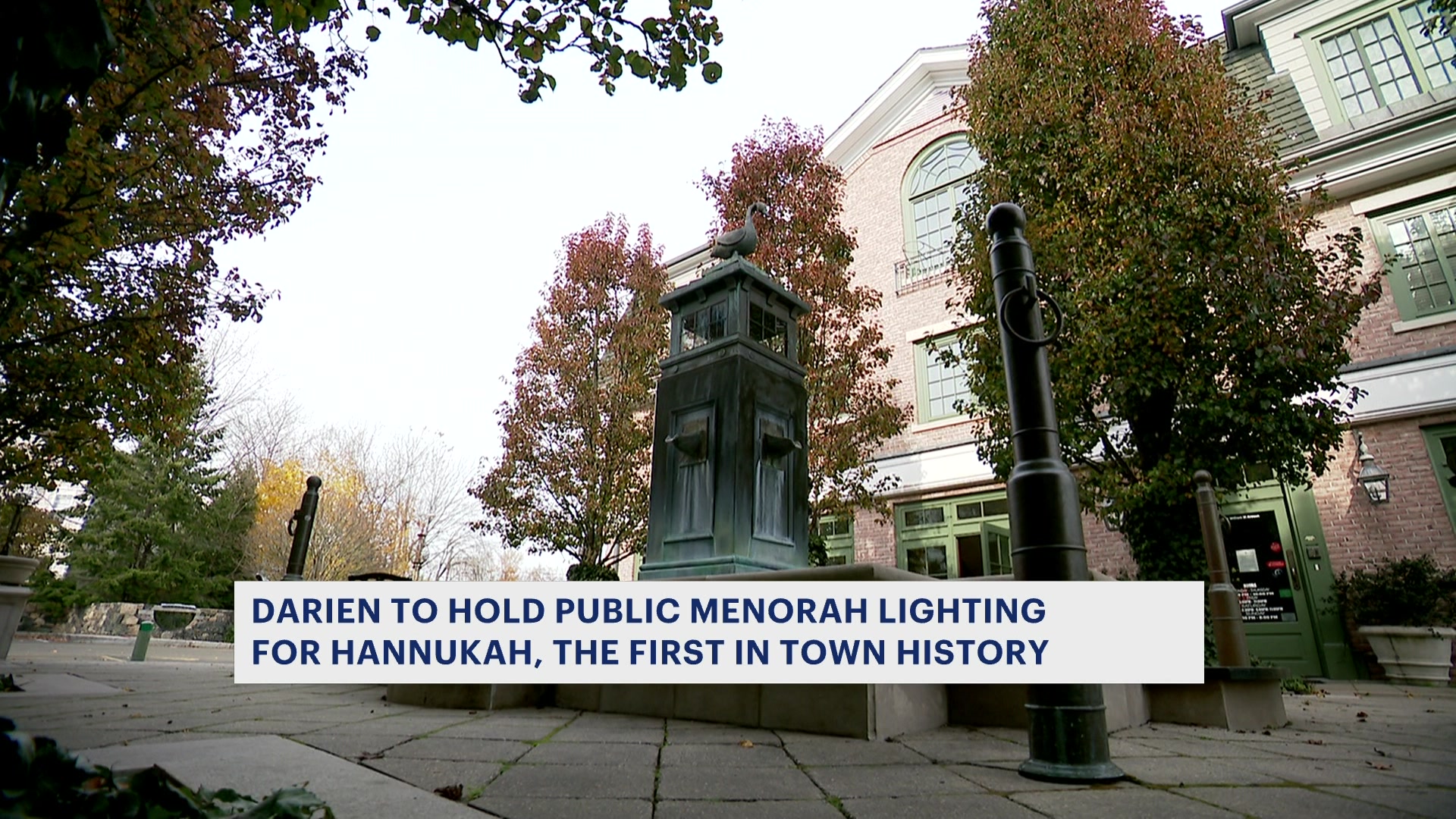 Darien dad organizes town's first public menorah lighting ceremony for