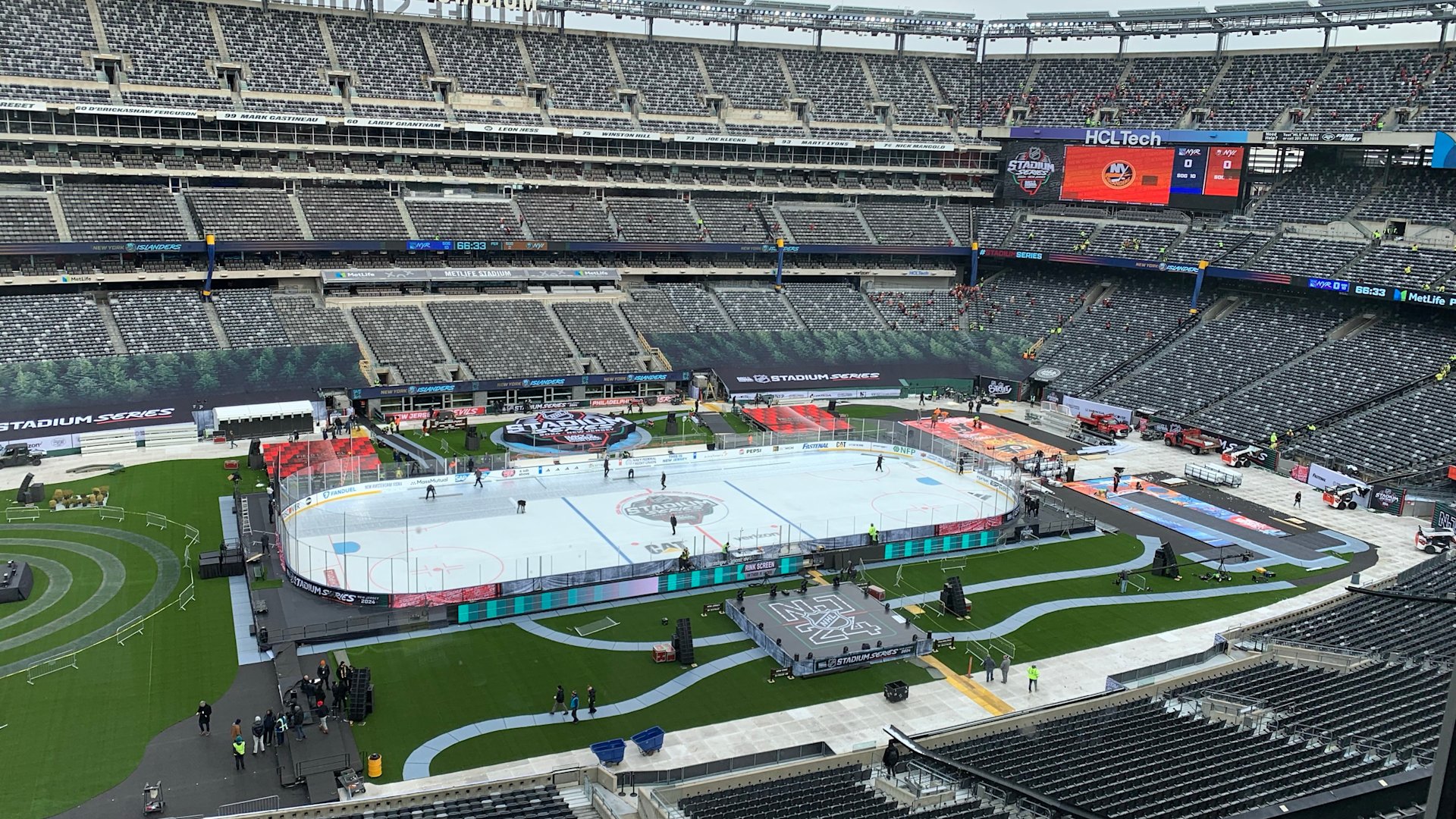 MetLife stadium to host outdoor hockey for the 1st time. Here's what ...