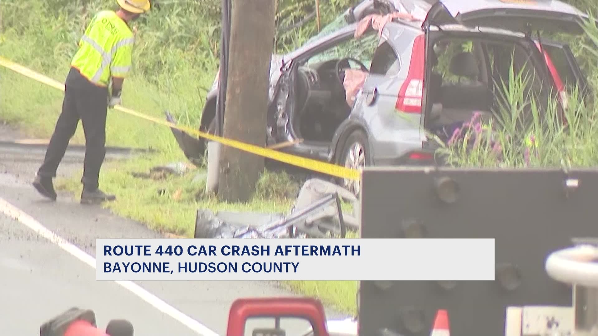 Car crash on Route 440 in Bayonne backs up traffic