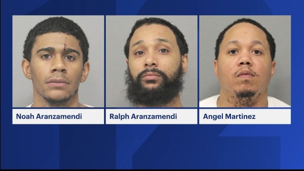 3 accused of stealing envelopes at Merrick Post Office, scene of previous  scams