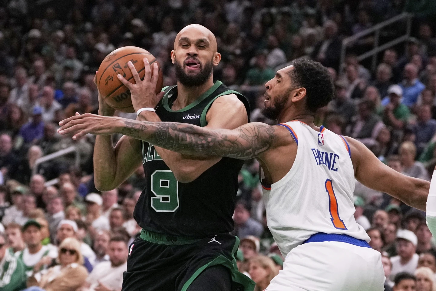 knicksgame5derrickwhite