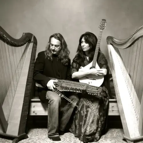 Lisa Lynne and Aryeh Frankfurter band photo