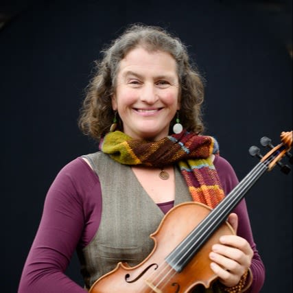 Beginning Fiddle with Shari Ame - Saturday, July 26 -  9 am Library Classroom instructor photo