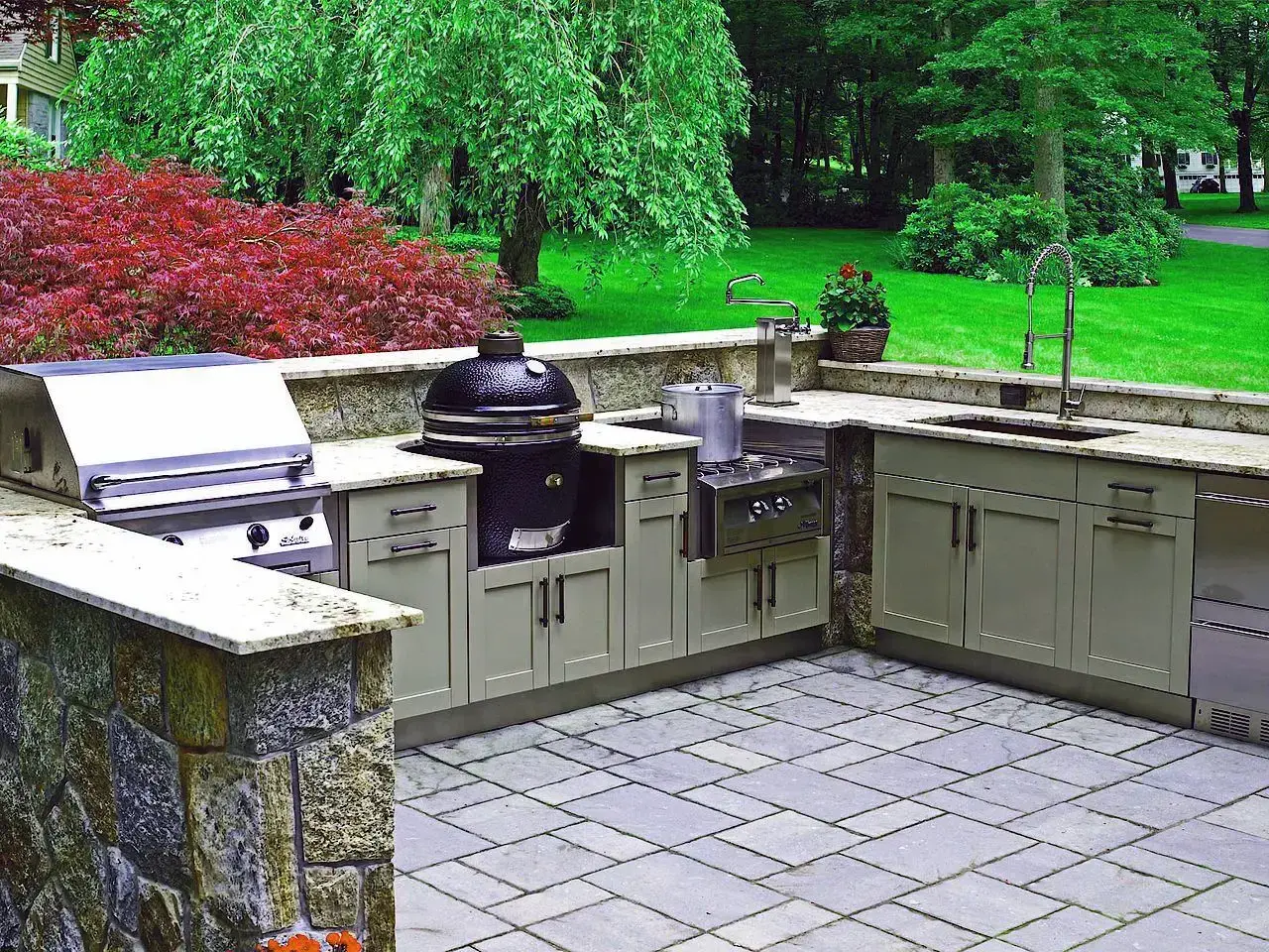 Backyard Patio Kitchen
