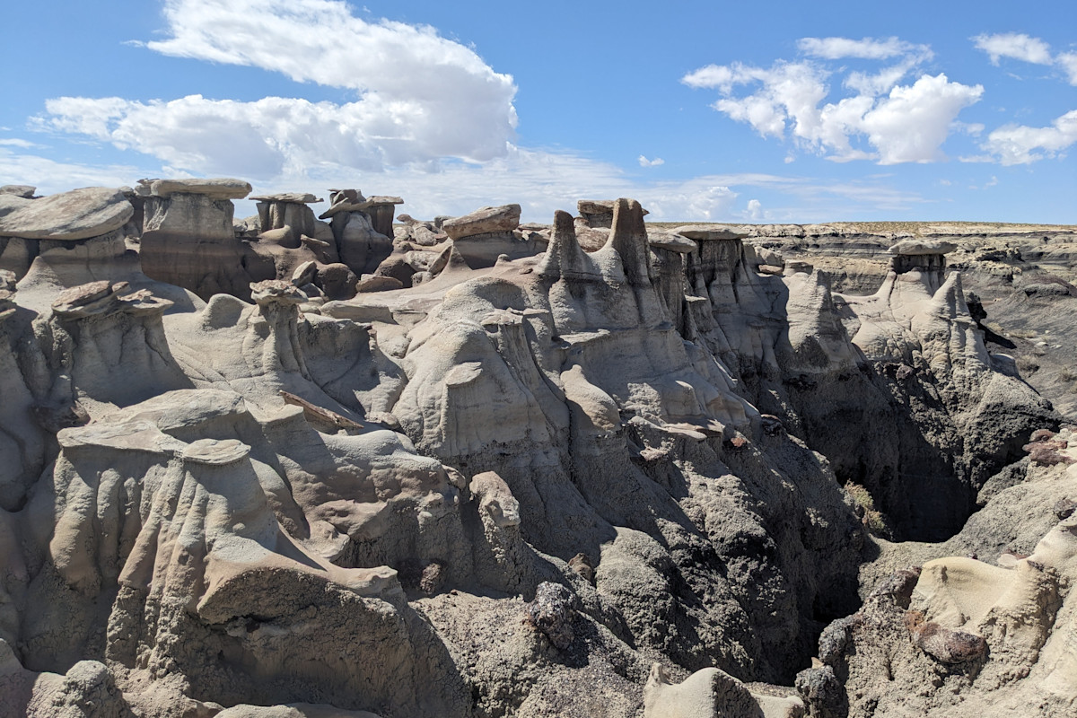 Camping and Hiking In The Bisti Badlands / De-Na-Zin Wilderness