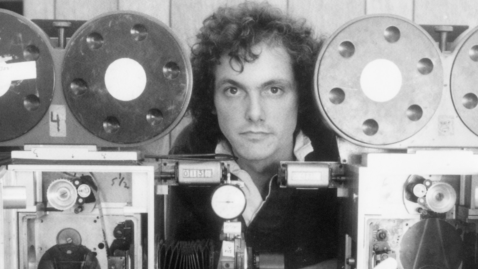 Robert Blalack, 'Star Wars' Visual Effects Artist and Oscar Winner, Dies at 73 A.frame