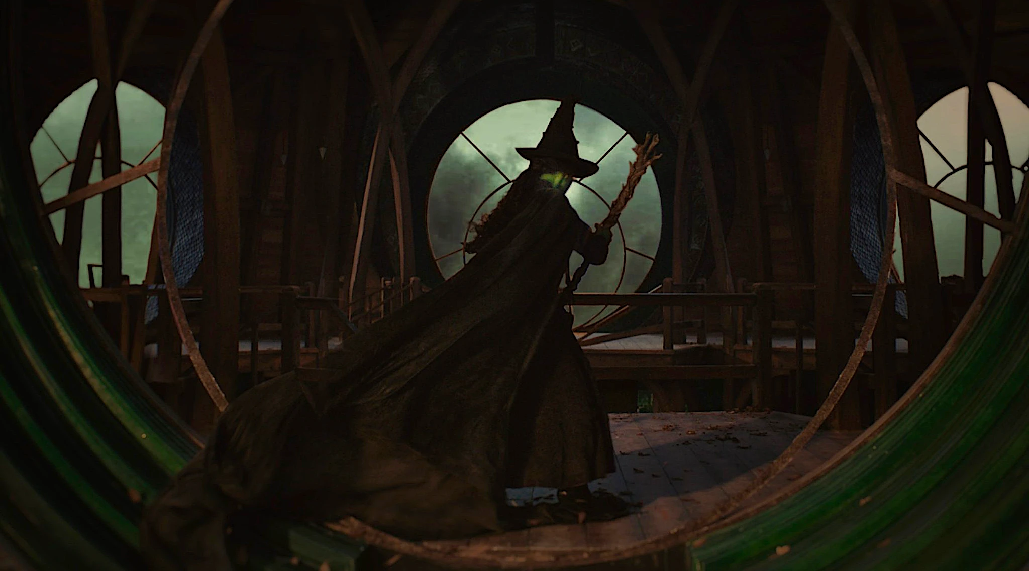 'Wicked' First Look at Ariana Grande as Glinda and Cynthia Erivo as