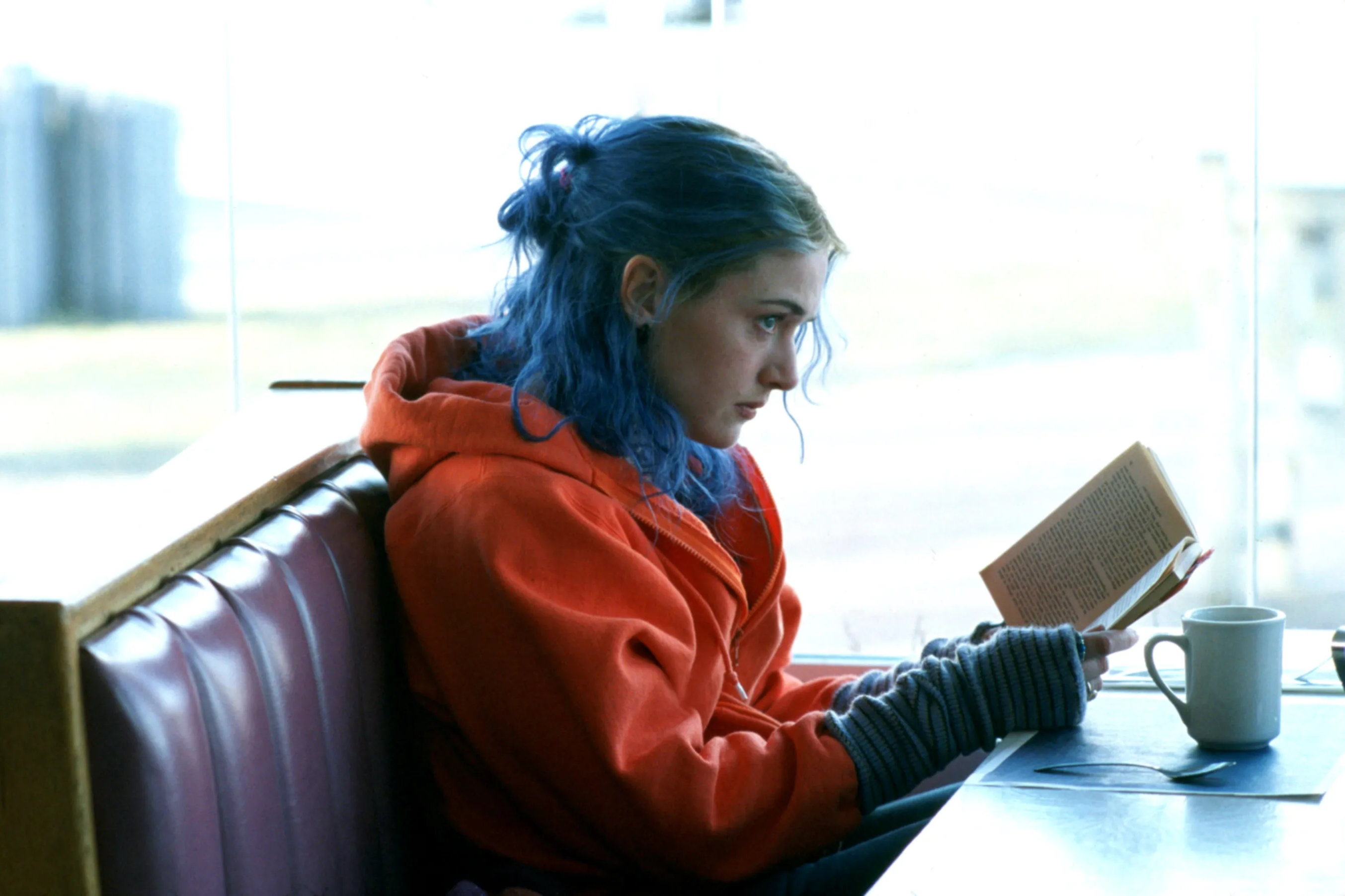 Kate Winslet as Clementine Kruczynski