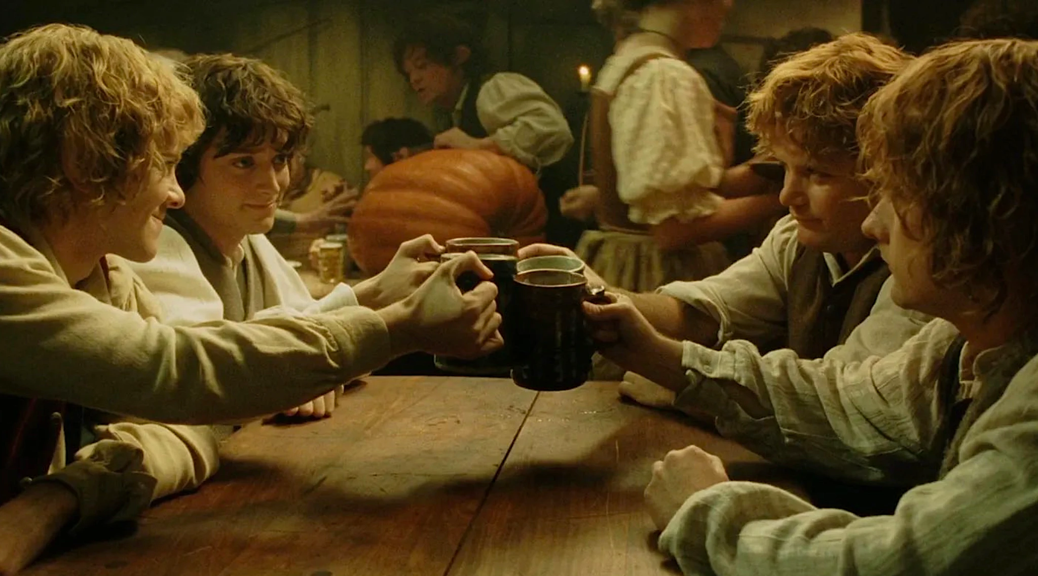 'The Lord of the Rings' Original Hobbit Stars Reunite for Dinner and an Adorable Photo