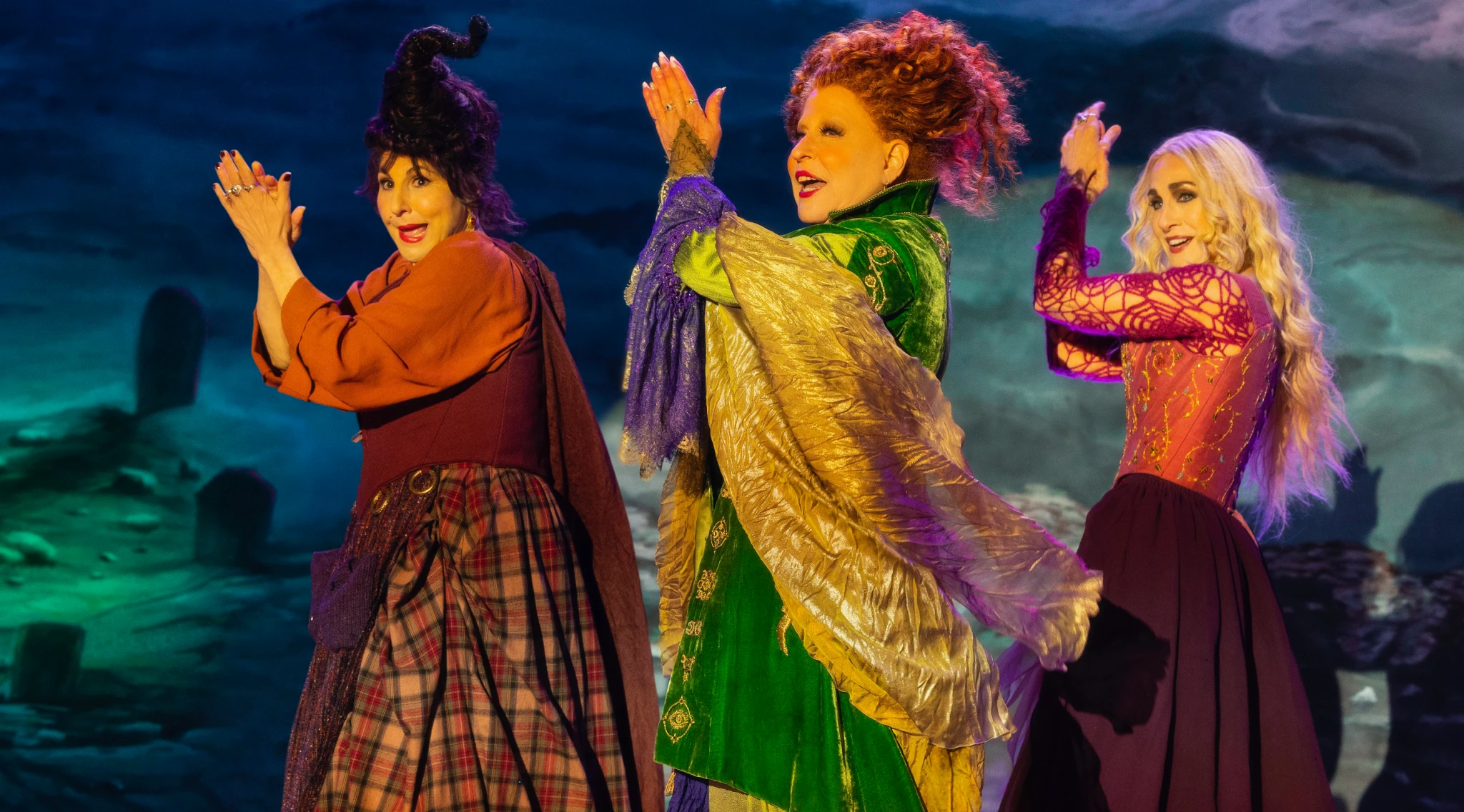 Bette Midler, Sarah Jessica Parker and Kathy Najimy Are Back Again in 'Hocus Pocus 2' Trailer