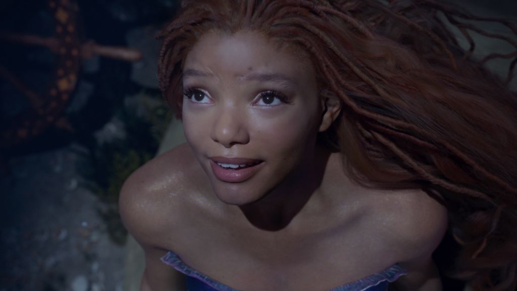 'The Little Mermaid' Teaser Trailer Reveals First Look at Halle Bailey ...