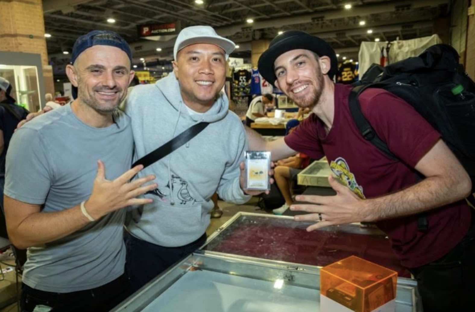 JeremyKnows Group Photo with Gary V