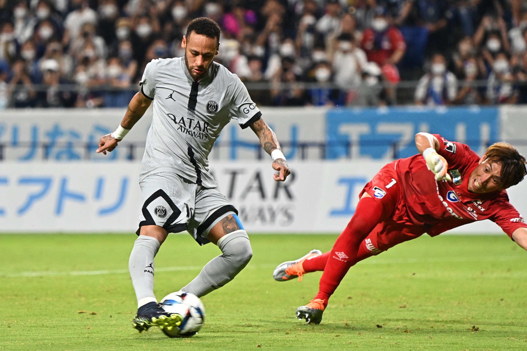 Neymar Jr scores twice and assists in the last pre-season friendly