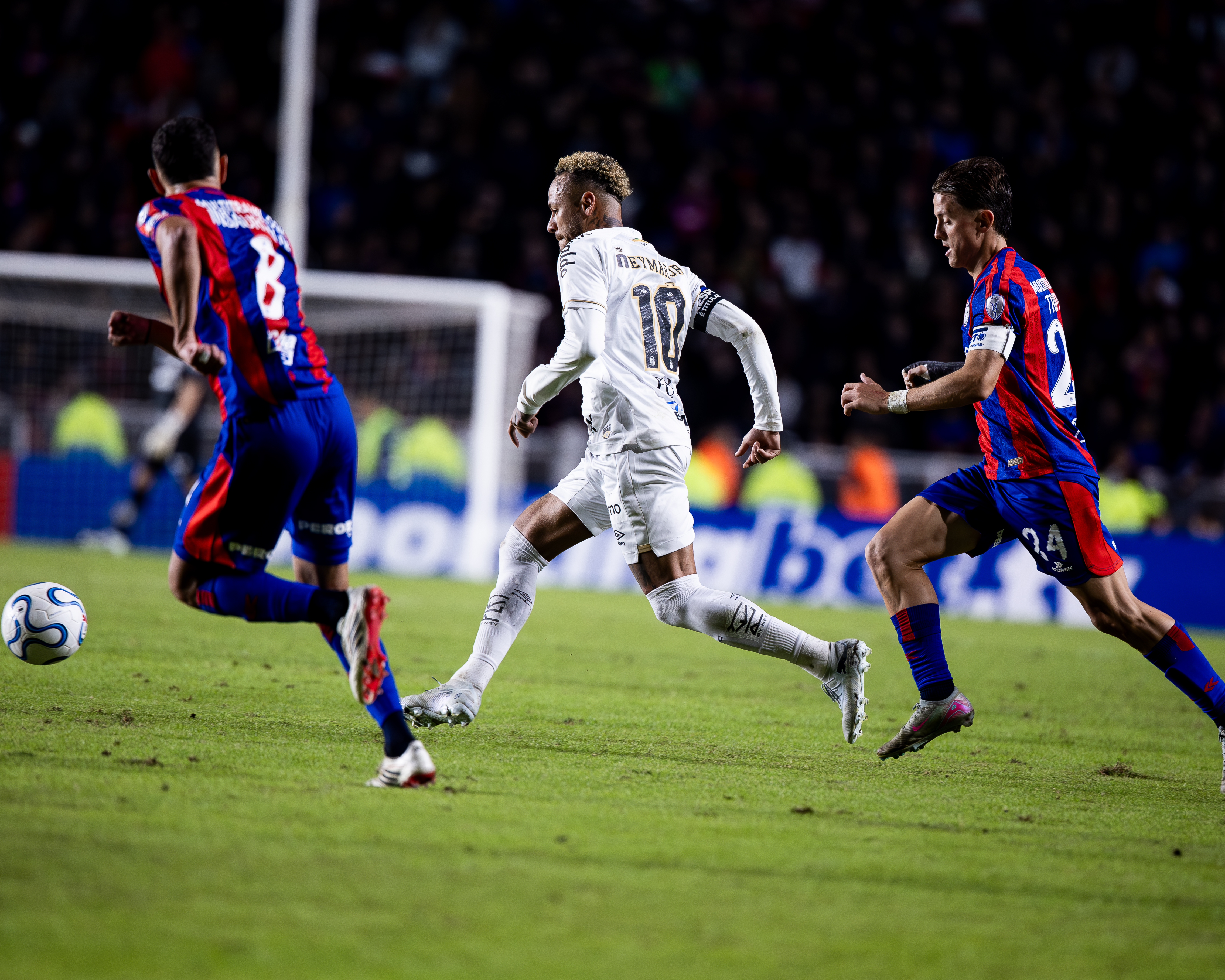 Neymar Jr | San Lorenzo 1x1 Santos FC | Photos | Neymar Jr.