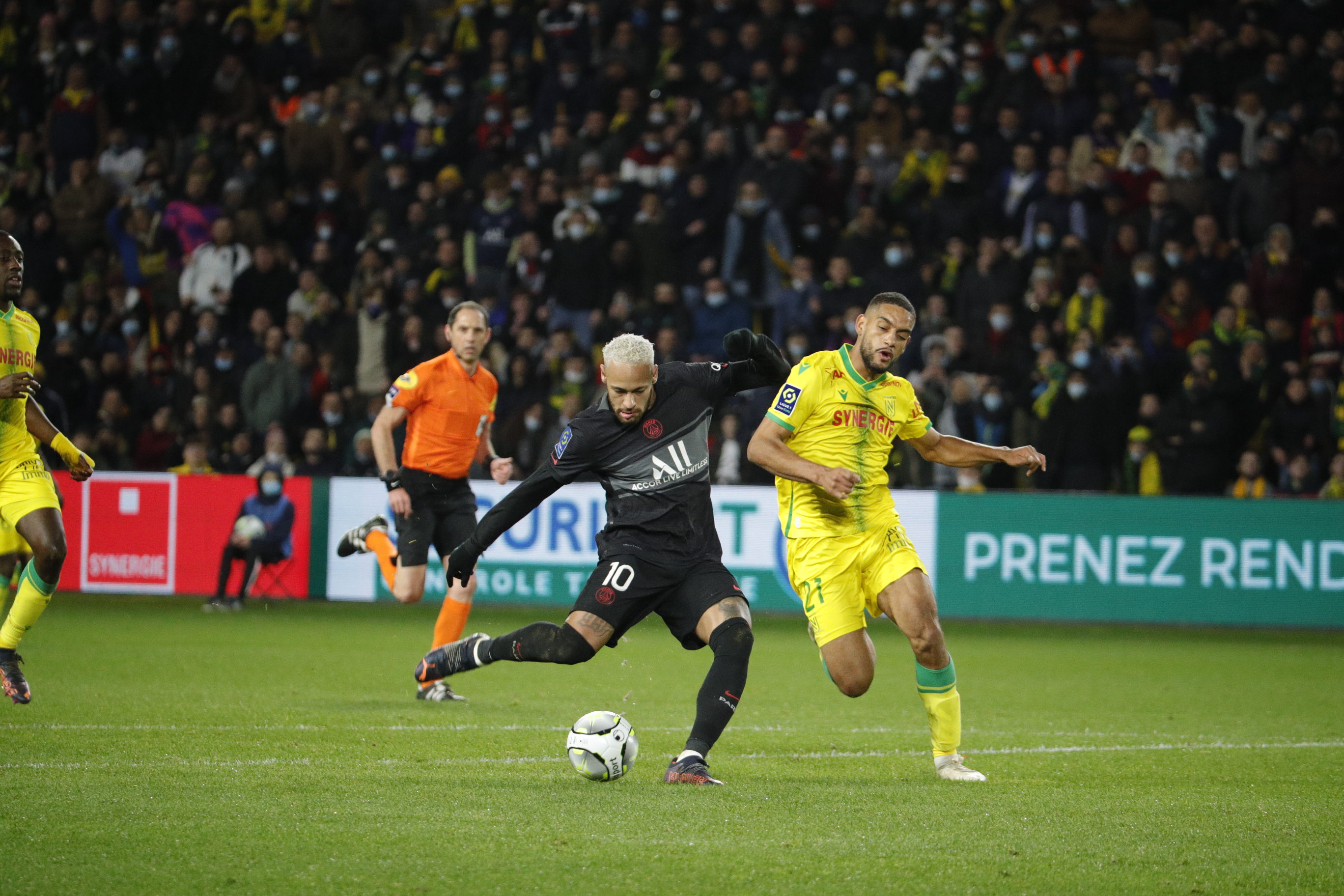 Neymar Jr Scores With A Pass From Messi But Psg Loses The Match Away From Home Neymar Jr