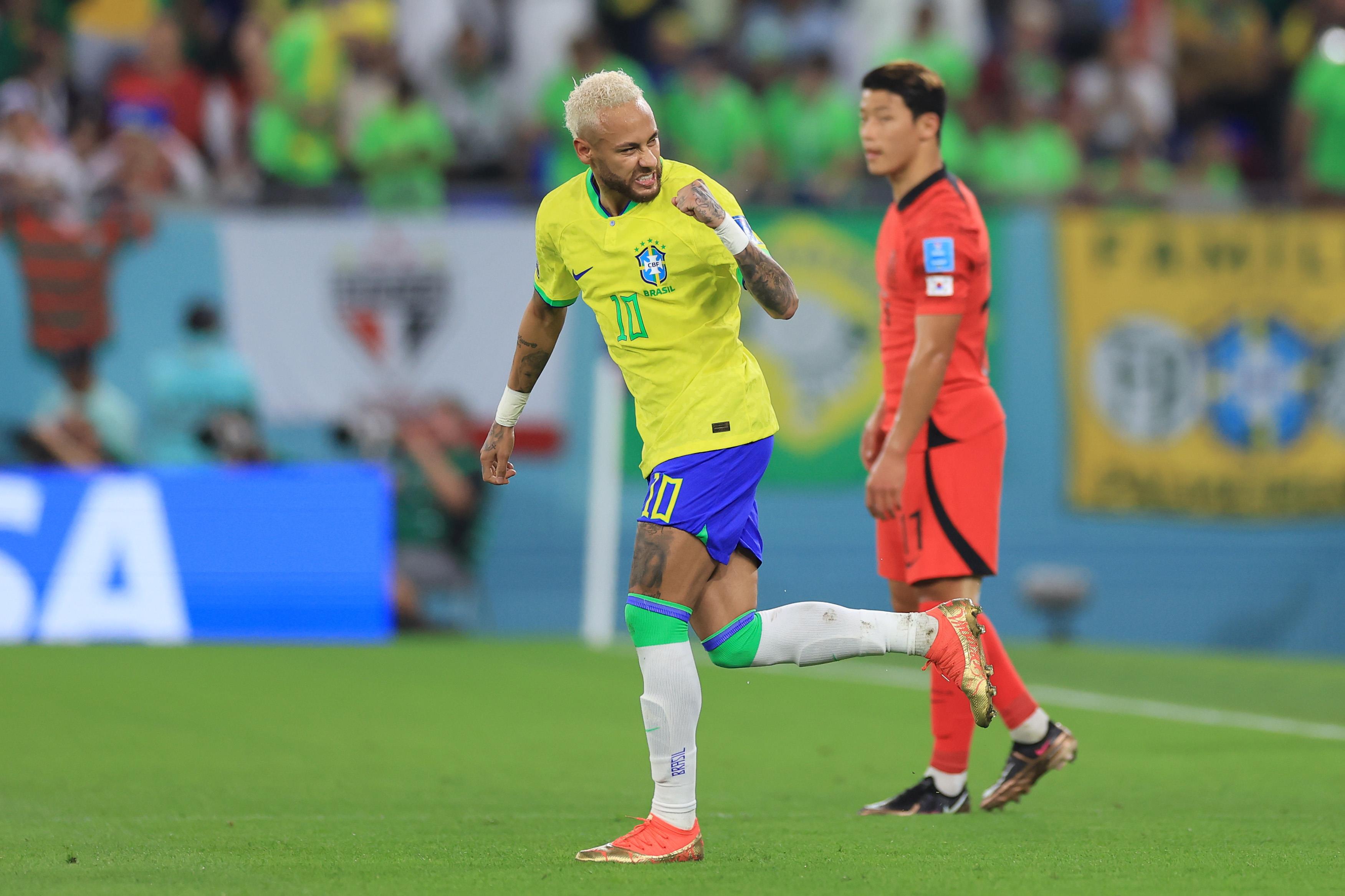 Neymar Jr celebrates a high level return and values team performance:  “Congratulations, everyone”