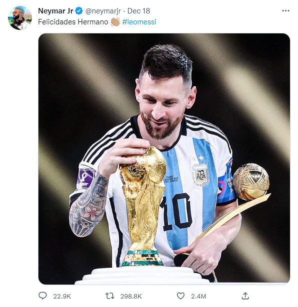Foto de Messi com a taça da Copa do Mundo se torna a mais curtida