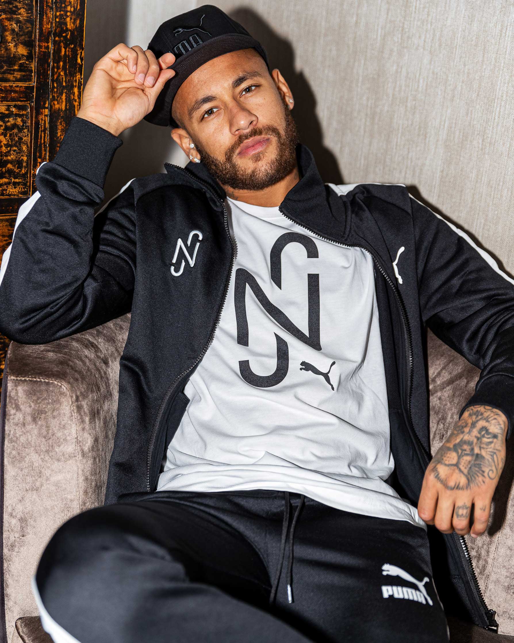 Neymar jr ⭐ on Instagram: Mood 🔥 . . . . . . . . #nrsports #njr #puma  #barcelona #pumafootball #kingisback #football#neymar #neymarjr #psg  #parissaintgermain #neymarfans #neymarskills #france #paris #brasil  #football #futebol #