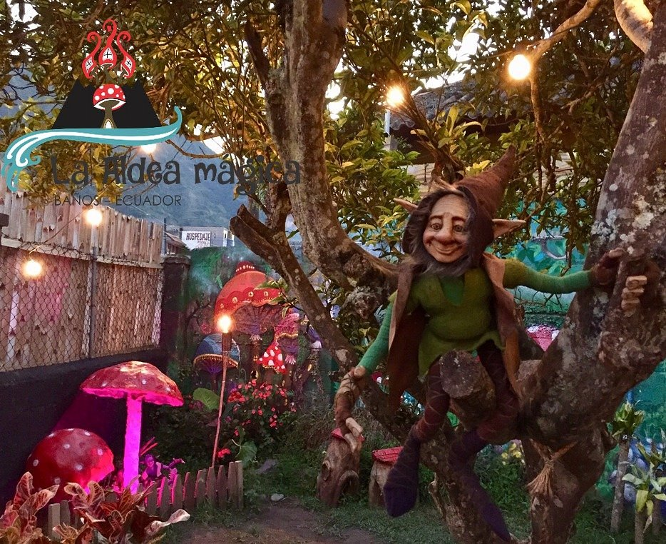 La Aldea Mágica, jardín artístico de Baños