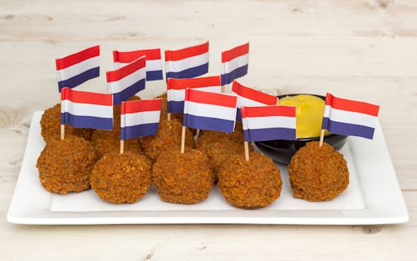 7 Super Snacks To Try In Holland | Busabout