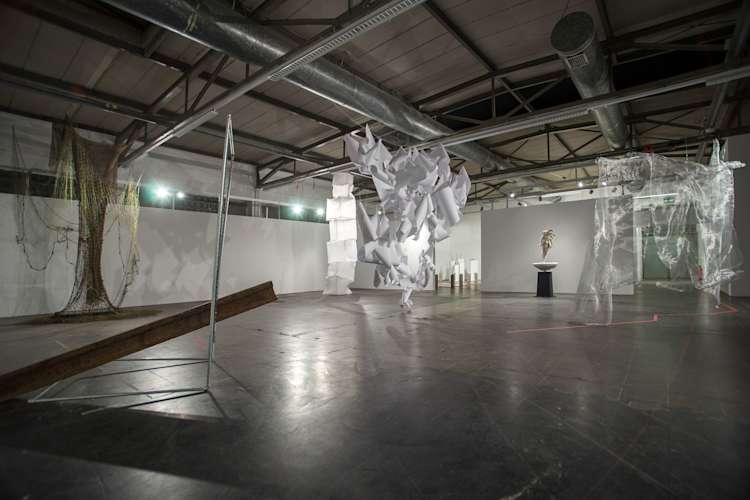 Ausstellung NeueAnsichtenTotale