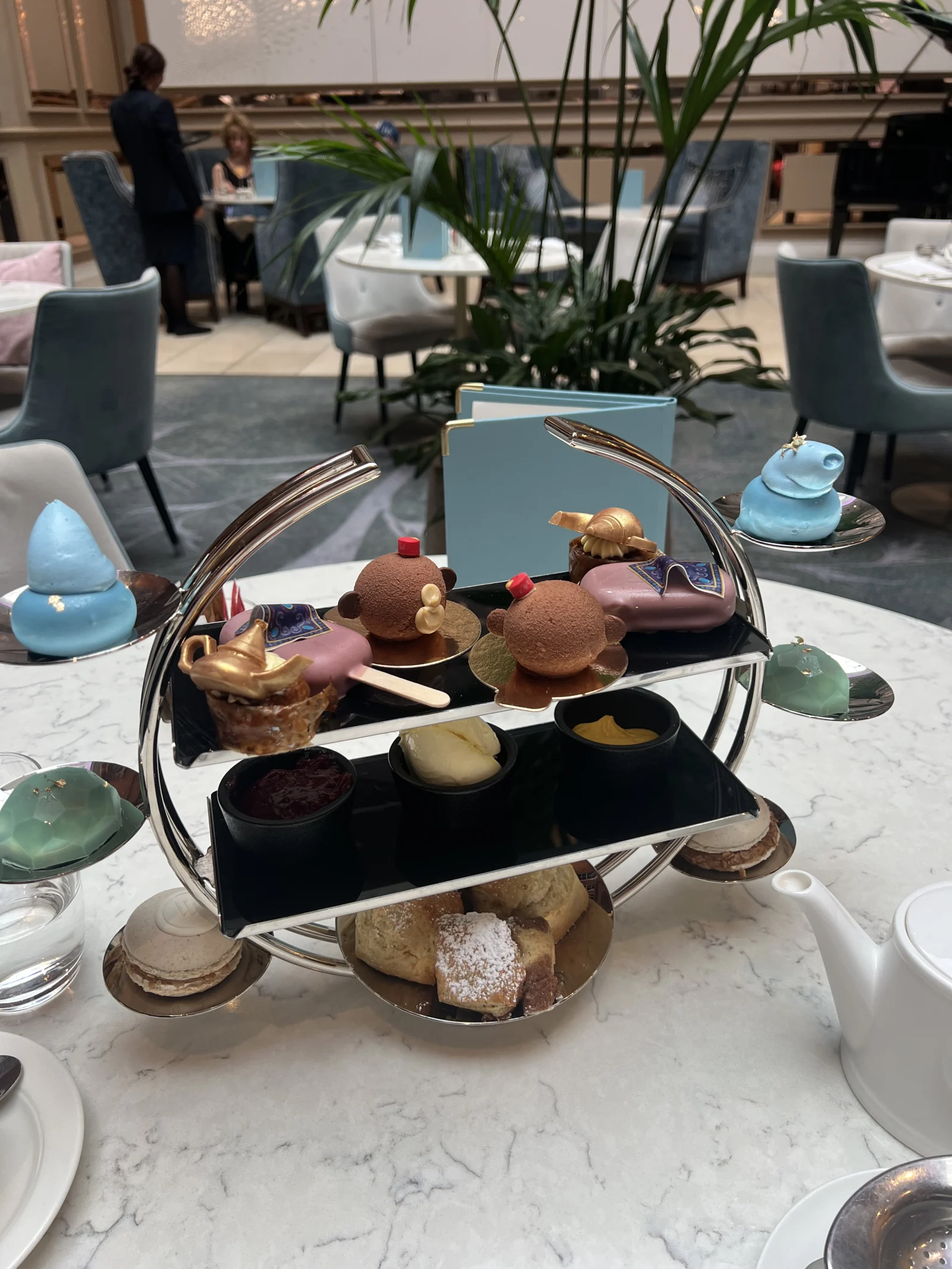 🧞‍♂️🍰 A Whole New World Afternoon Tea at the Waldorf Astoria 🍰🧞‍♂️