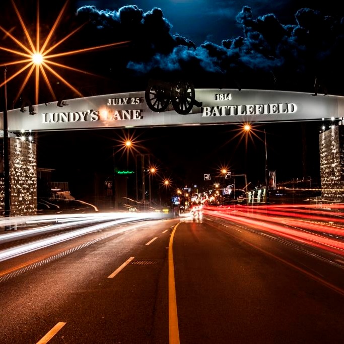 Night-Traffic-under-Gateway-Arch