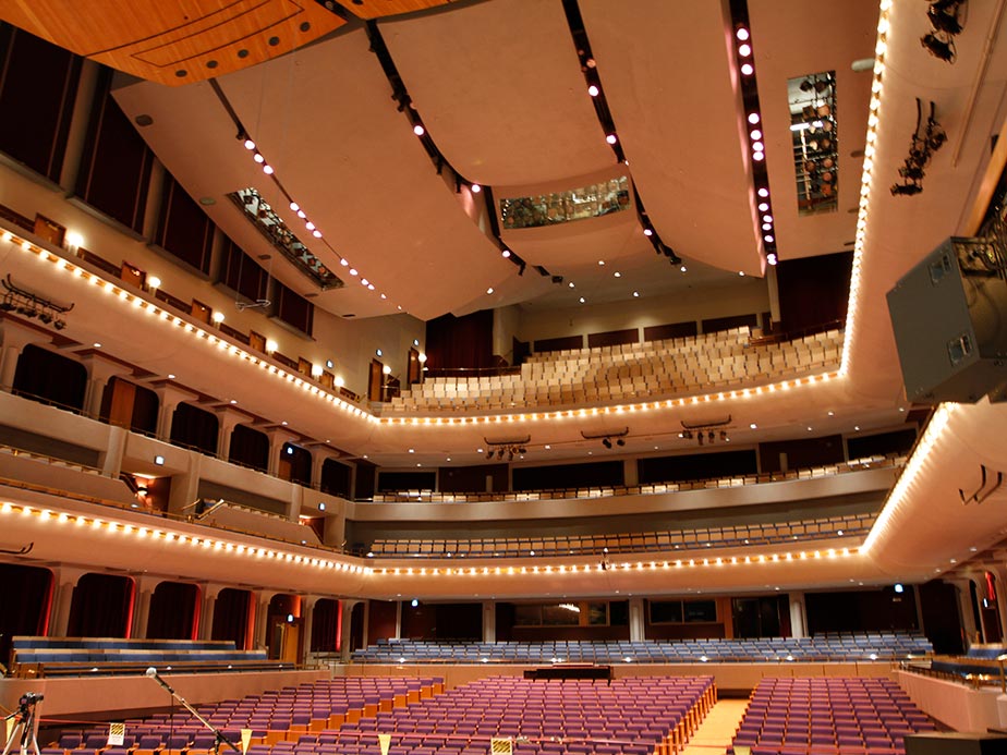 Jack Singer Concert Hall - Canoo