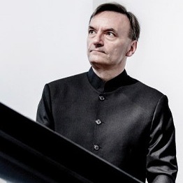 A Night in Vienna with Sir Stephen Hough