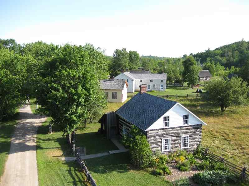 Lang Pioneer Village Museum