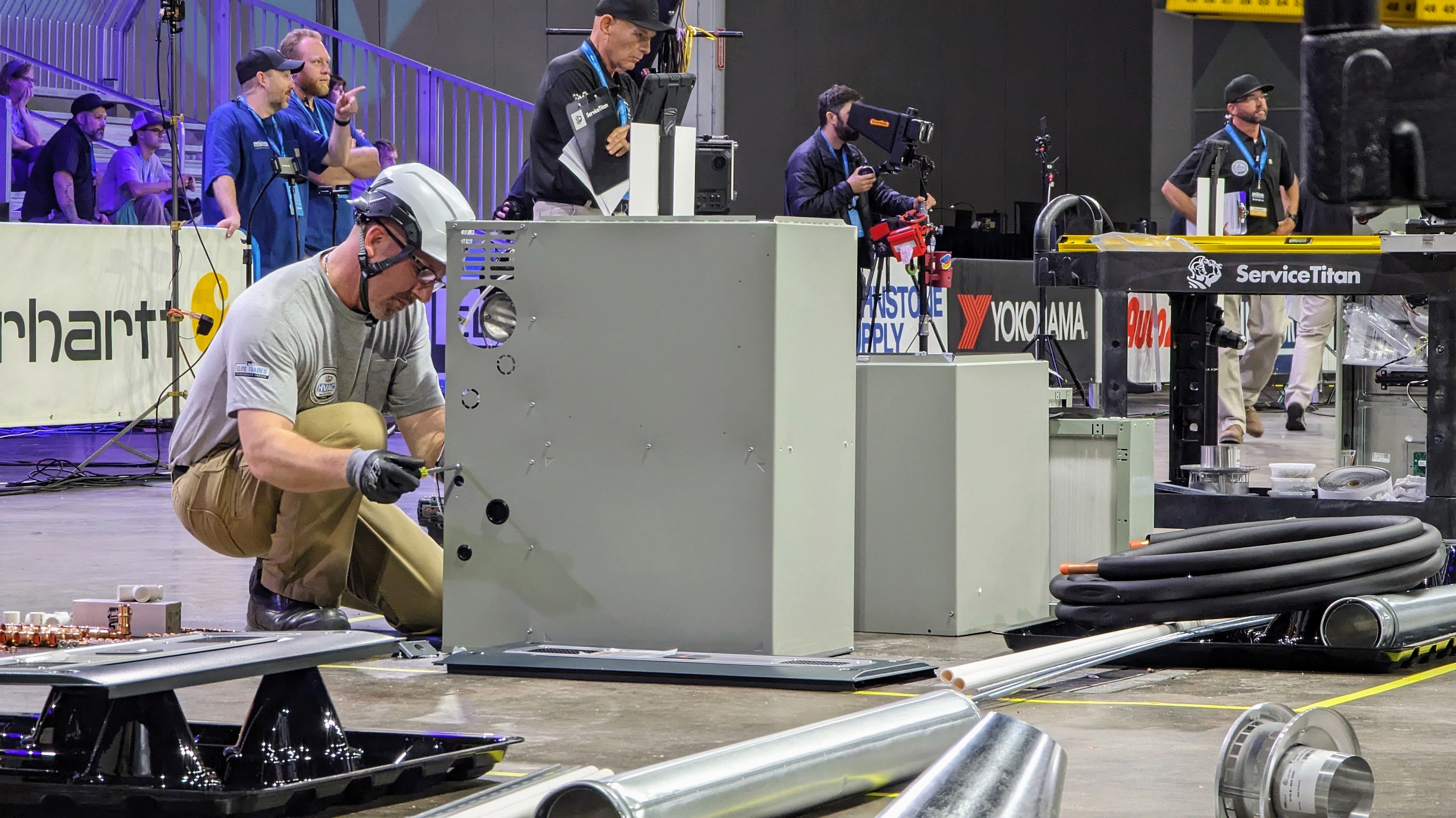 Craig Childress becomes the first-ever crossover champion at the Elite Trades Championship Series - Photo 3