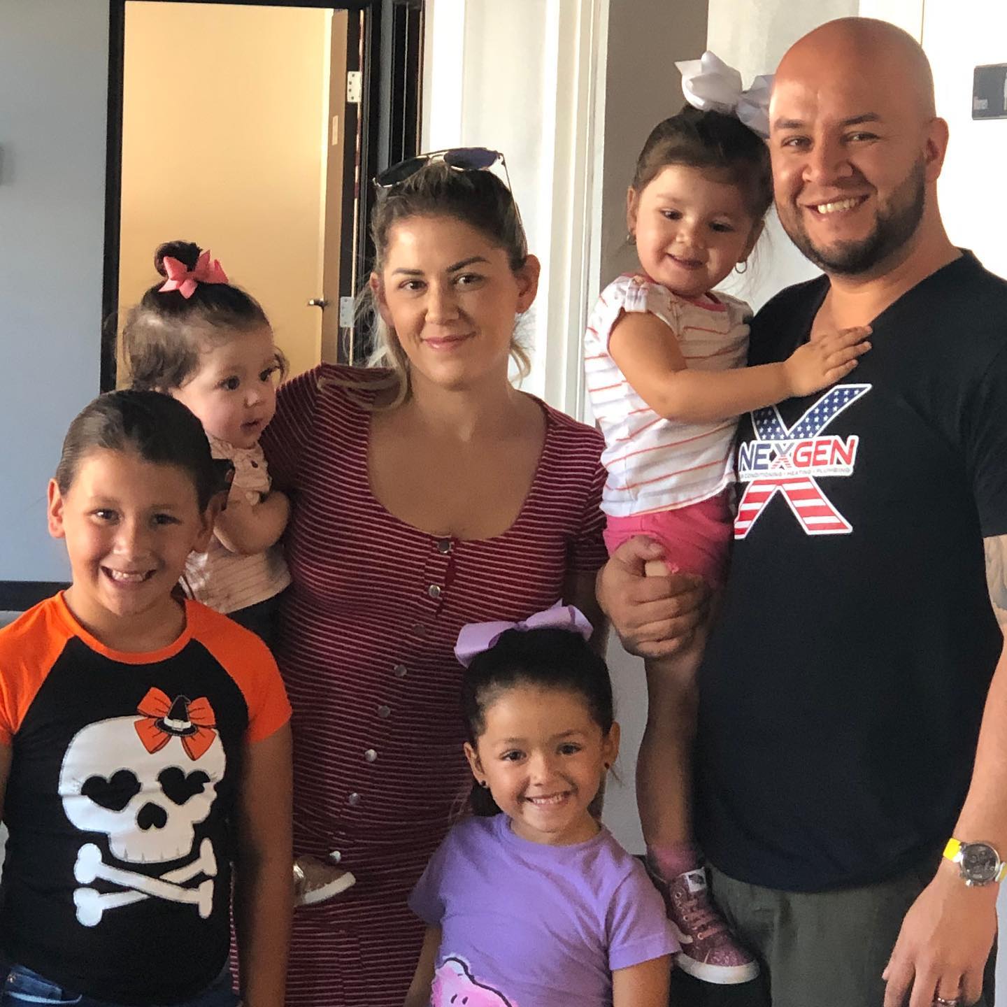 Ismael Valdez with his wife and four daughters