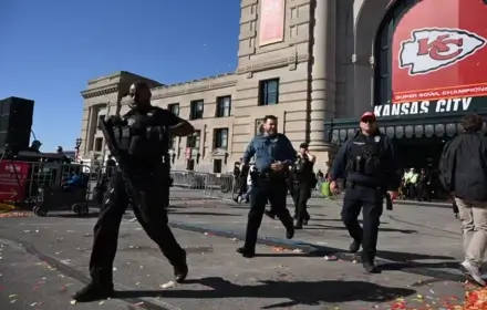 Sparatoria Mortale Sconvolge la Parata della Vittoria dei Kansas City Chiefs, Fermate 3 Persone