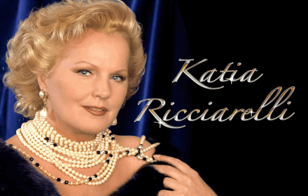 IL TAVOLO VERDE DI KATIA RICCIARELLI: CELEBRITÀ AL CASINO