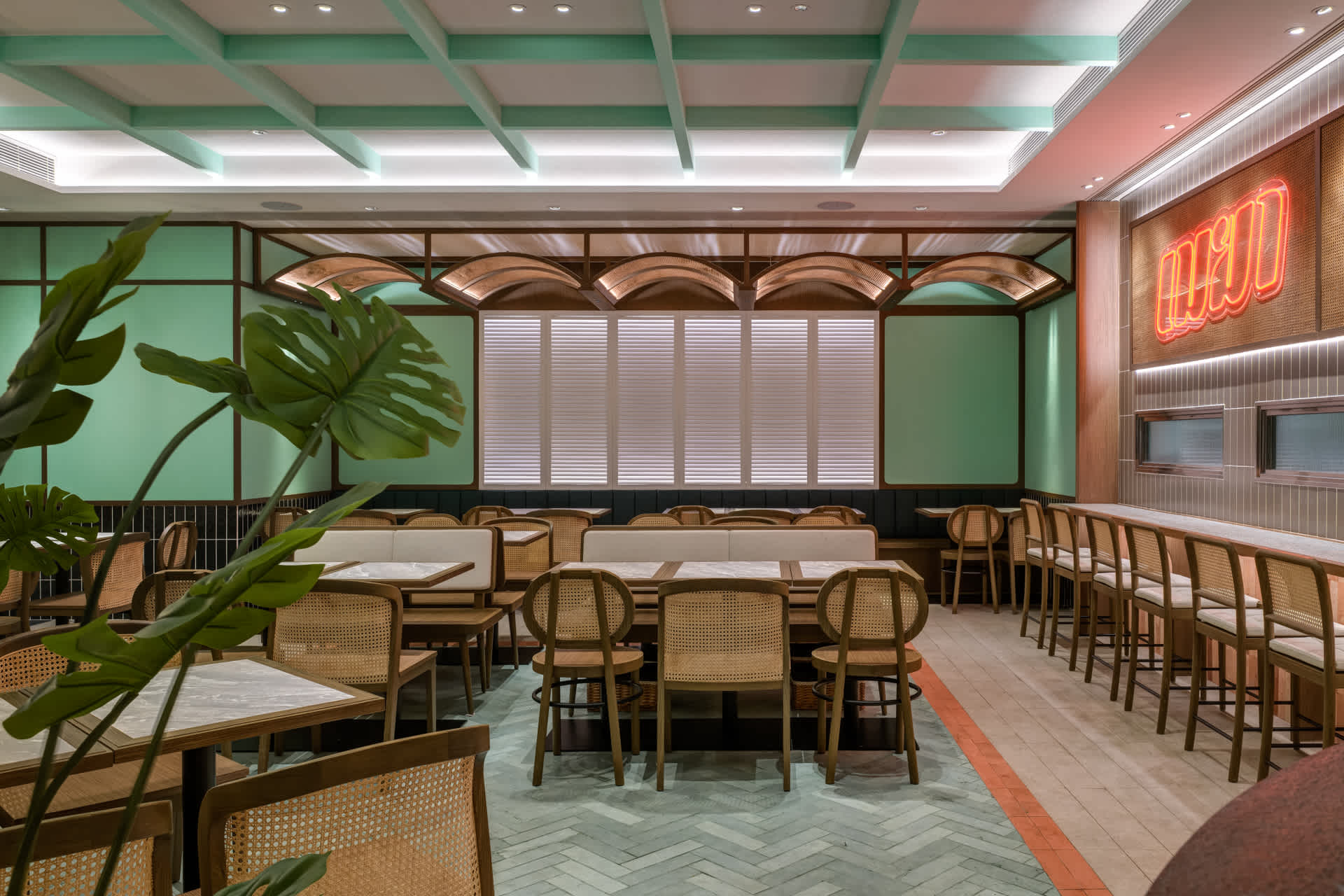 Mekha Thai Restaurant 1920px-11