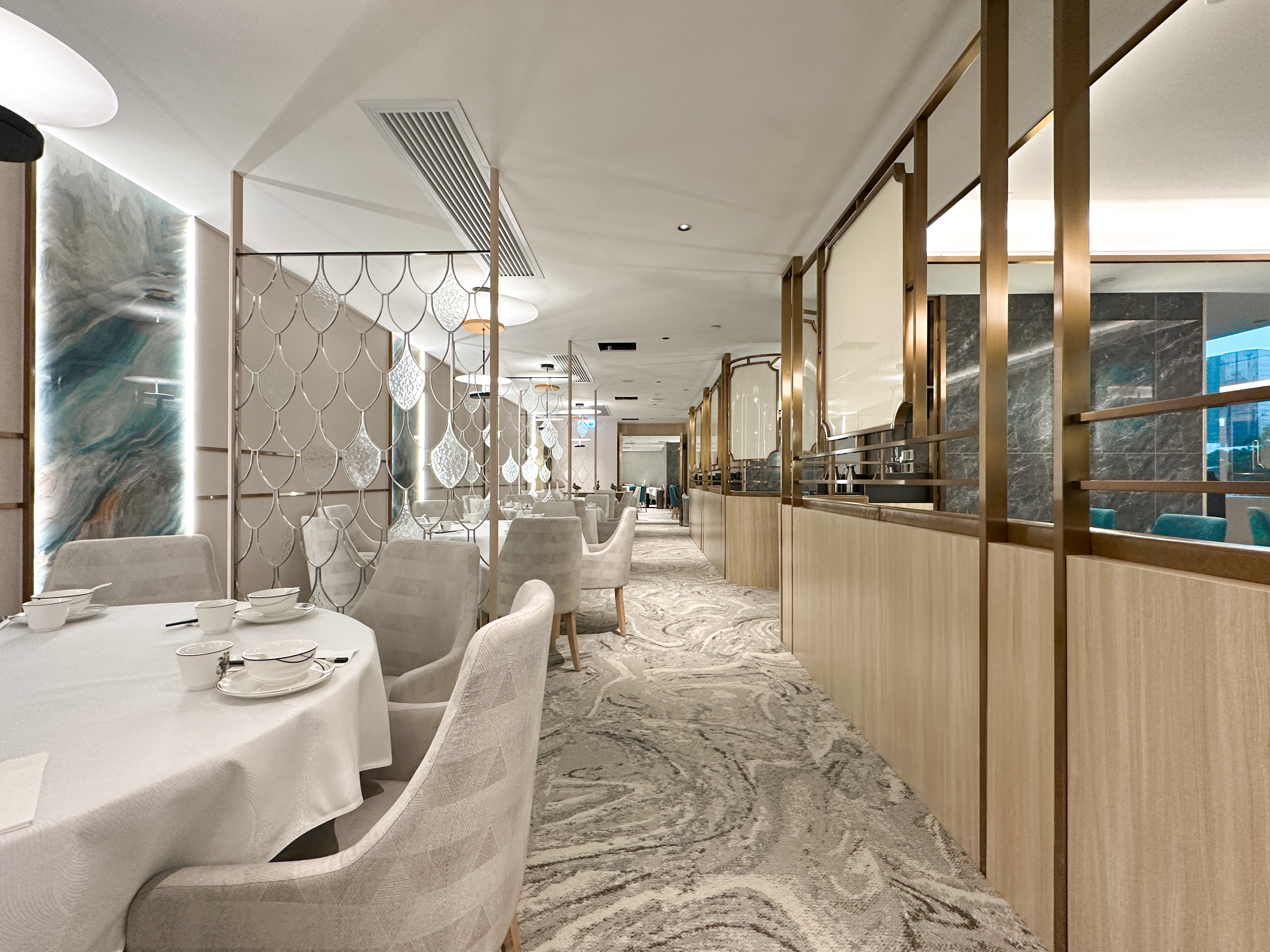 Forbidden Duck Chinese Roast Dim Sum Restaurant 1920px-2