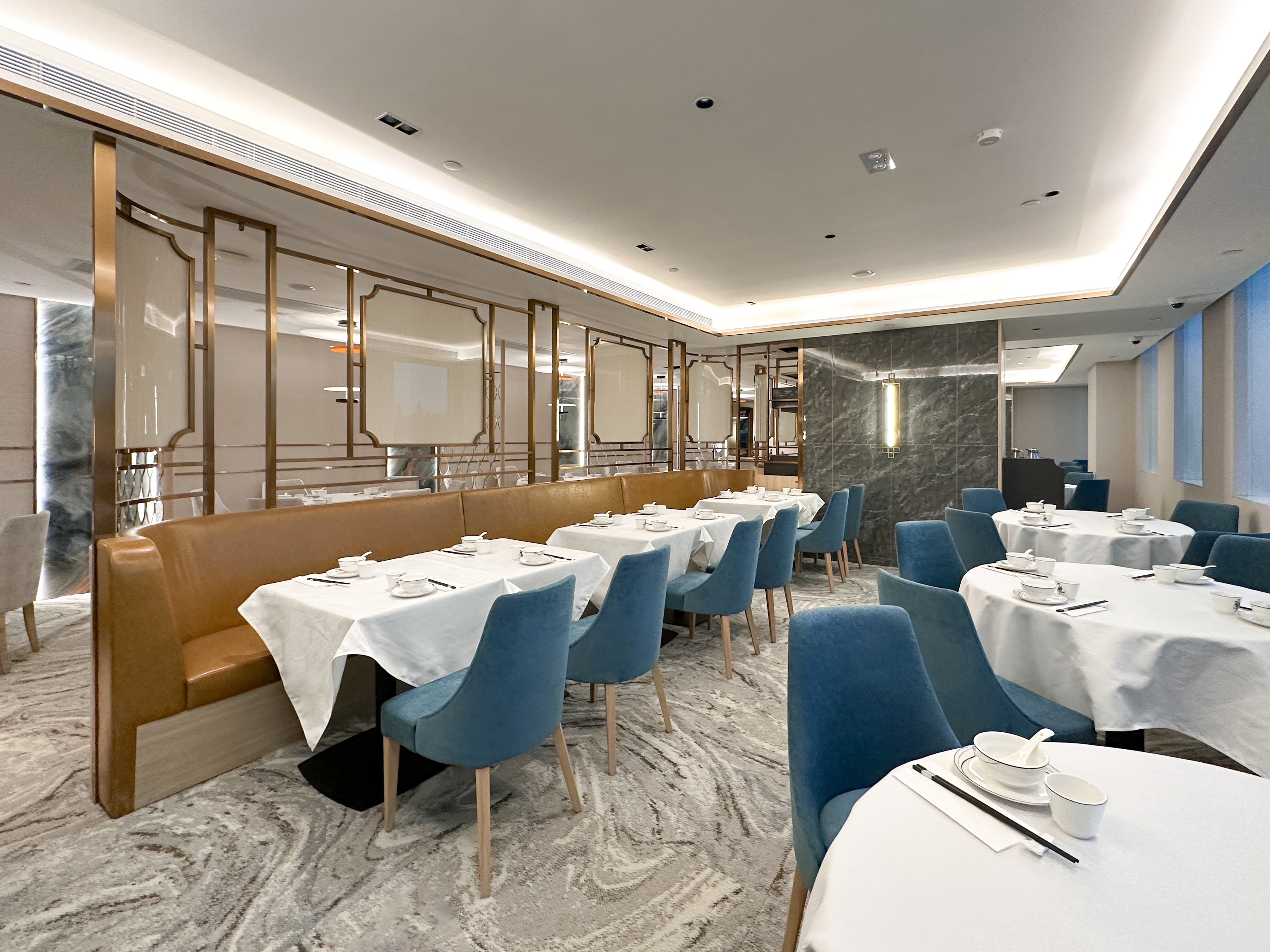 Forbidden Duck Chinese Roast Dim Sum Restaurant 1920px-3